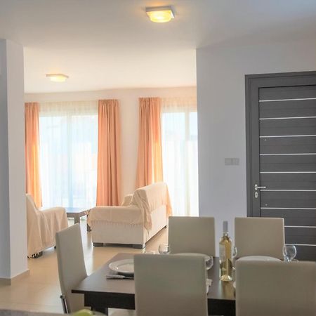 Coral Bay Villa 10 Eksteriør billede