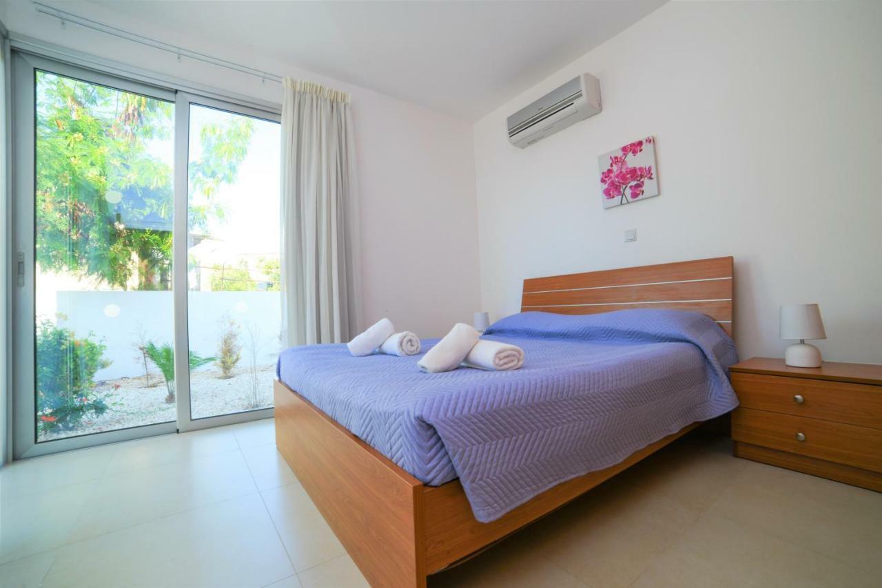 Coral Bay Villa 10 Eksteriør billede