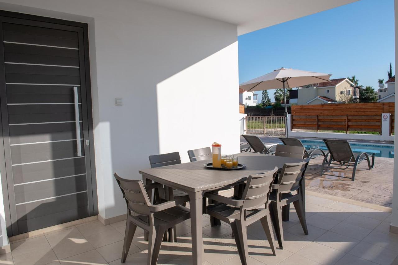 Coral Bay Villa 10 Eksteriør billede